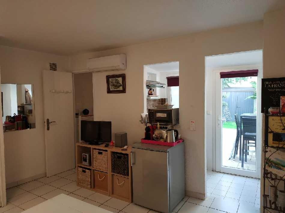 Studio Tout A Pieds Sanary-sur-Mer Bagian luar foto