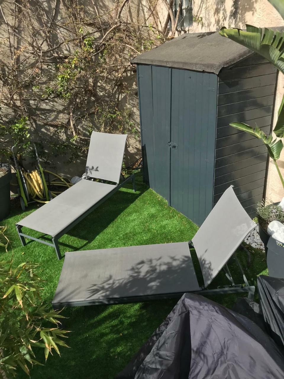 Studio Tout A Pieds Sanary-sur-Mer Bagian luar foto